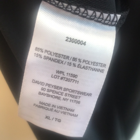 Silky Soft Black T-Shirt. - Picture 5 of 6